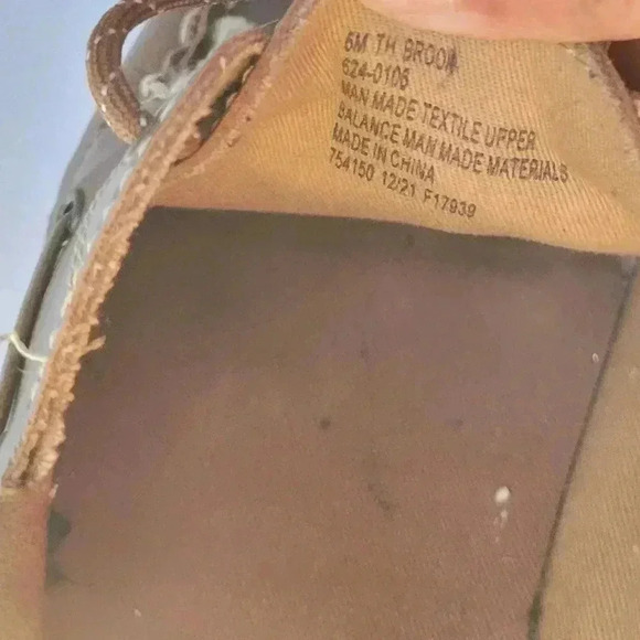 Thereabouts, LIL BROOK, Tan Dress Shoes, Boys size 6M, Memory Foam - Picture 6 of 8